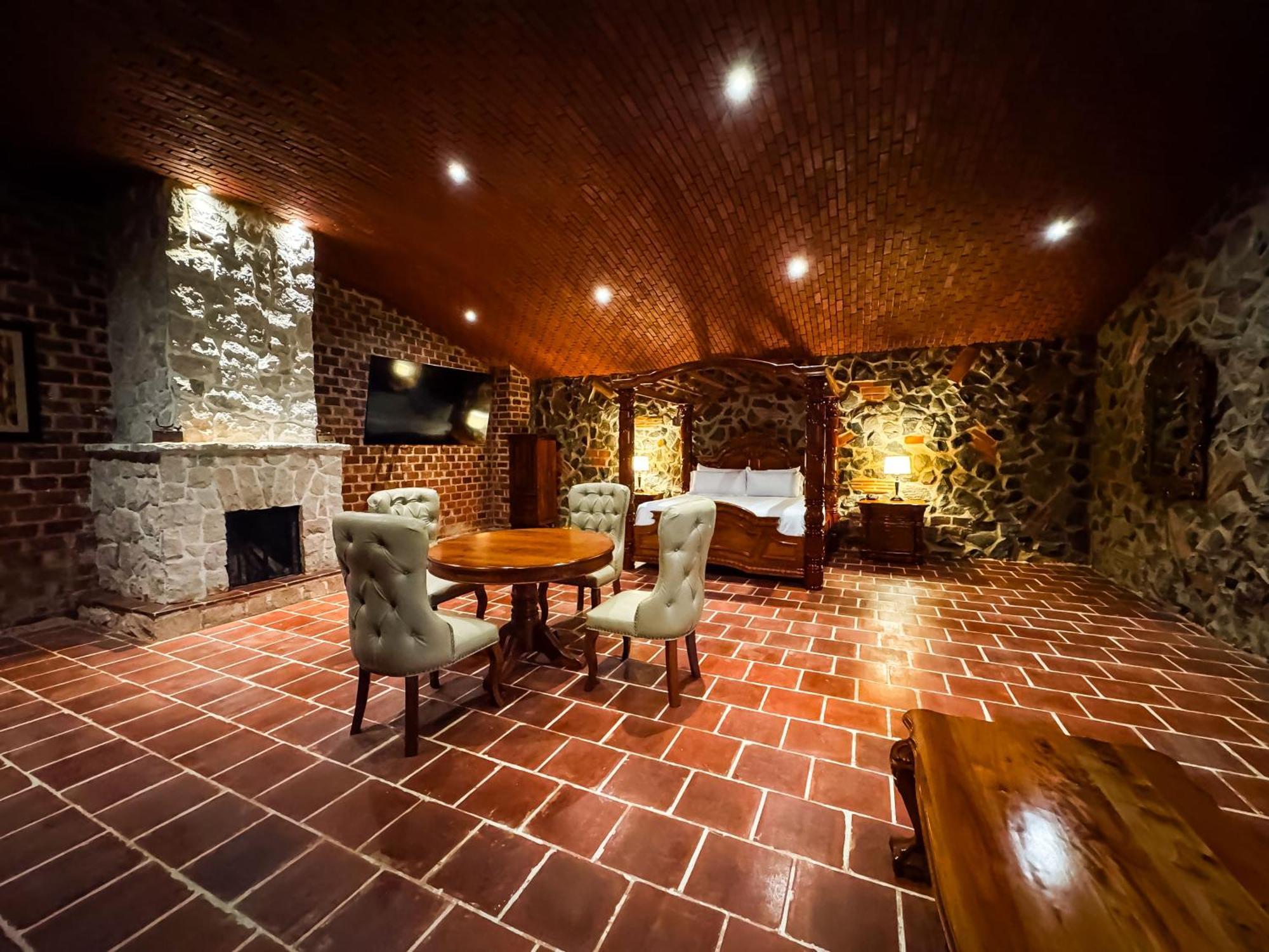 Le Suisse Spa Santa Lucía Milpas Altas Exteriör bild